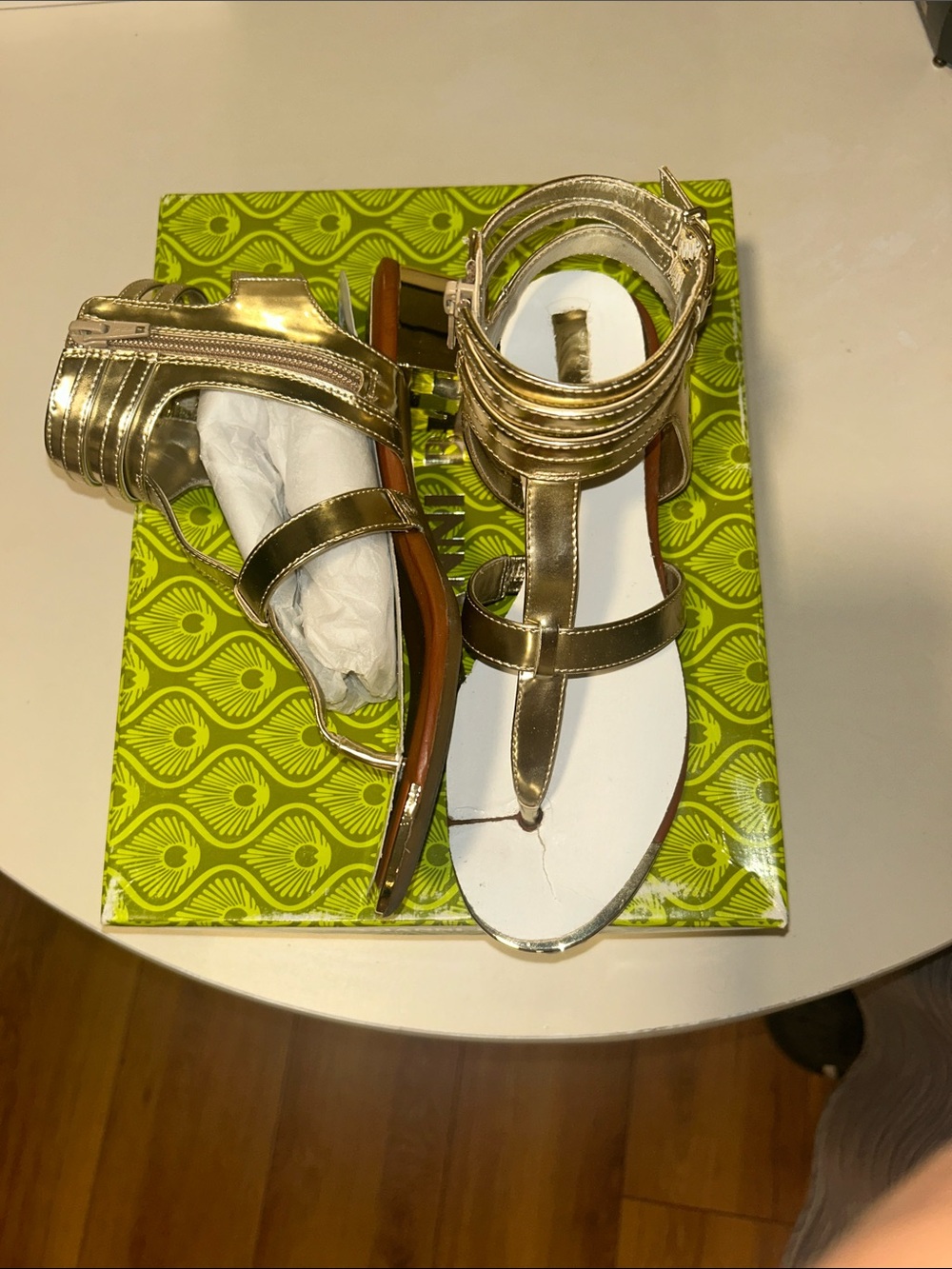 “REASONABLE OFFERS””GIANNI BINI” Metallic Gold Gladiator Sandals -Strappy Thong